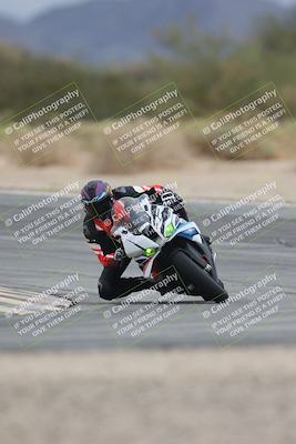 media/Sep-21-2025-Race Pace (Sun) [[98bf33ef95]]/Verified/10-Turn 10 (1150am)/